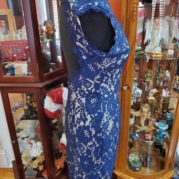 Aidanmattox Lace Cocktail Dress - Picture 3 of 4